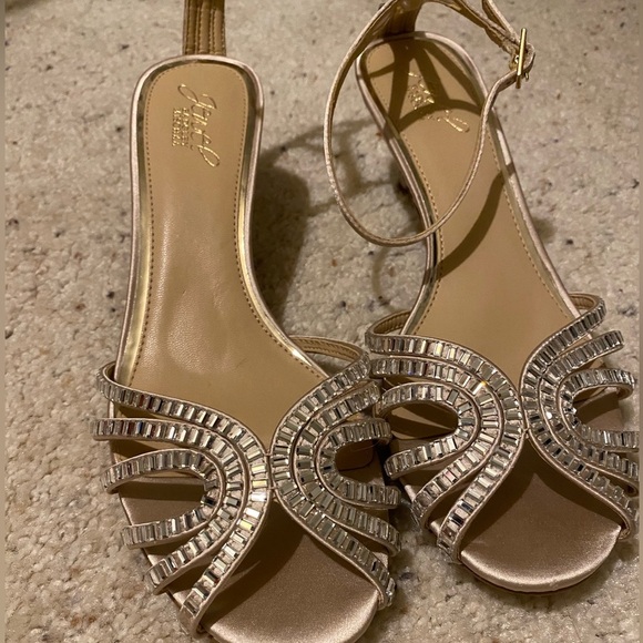 Badgley Mischka Cream and Silver Heels with Crystal Embellishments - Picture 1 of 3